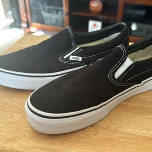 Vans Classic Slip On Black Shoes Unisex Men's 8.5 women’s 10